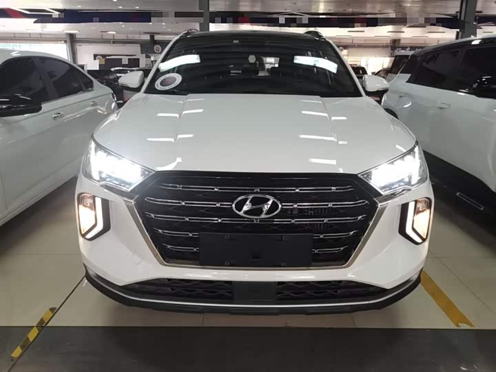 Фото 3 - Hyundai Tucson L