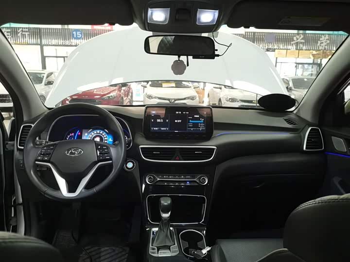 Фото 7 - Hyundai Tucson L