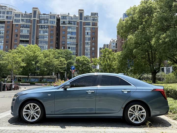 Фото 3 - Cadillac CT4