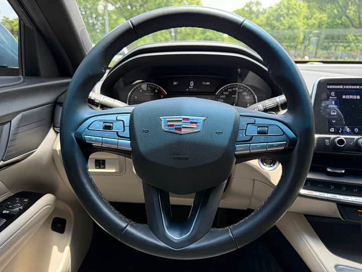 Фото 7 - Cadillac CT4