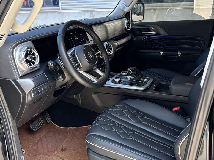 Фото 4 - Tank 300