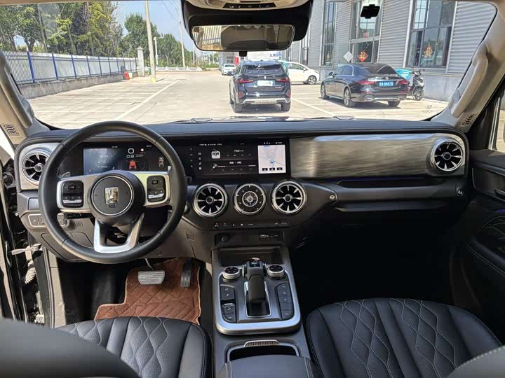 Фото 5 - Tank 300