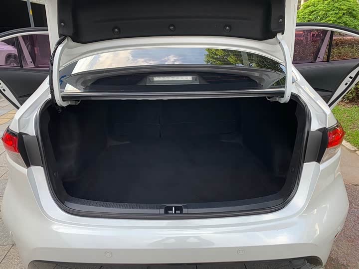 Фото 12 - Toyota Levin