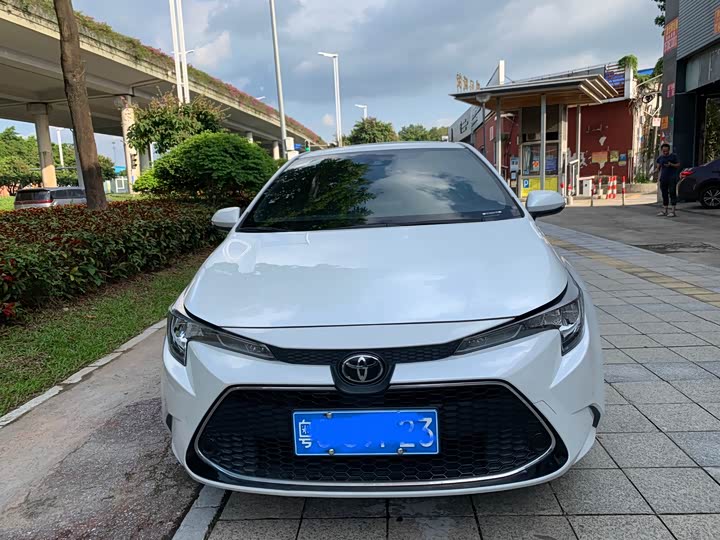 Фото 2 - Toyota Levin