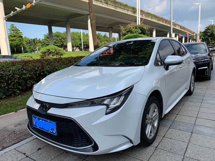 Фото 3 - Toyota Levin