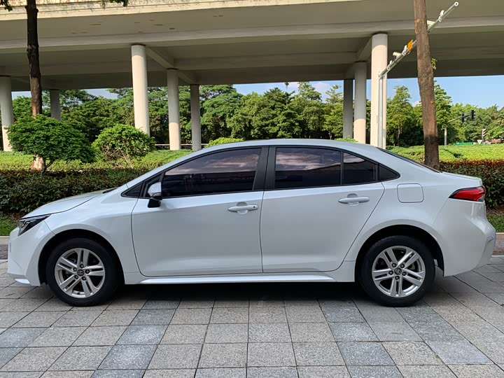 Фото 4 - Toyota Levin