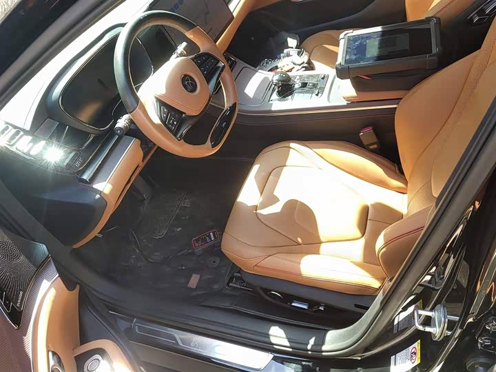 Фото 15 - BYD Han