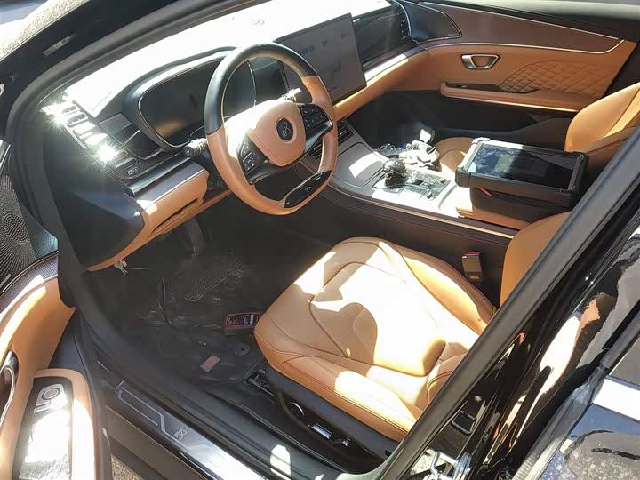 Фото 16 - BYD Han