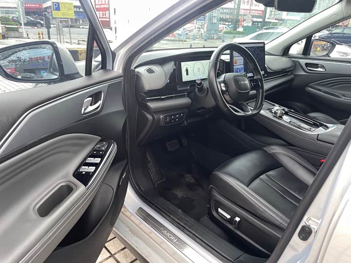 Фото 19 - GAC Aion S Plus