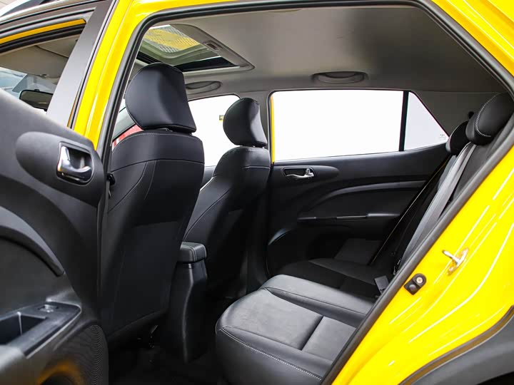 Фото 15 - Kia KX1