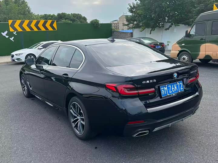 Фото 6 - BMW 5 Series