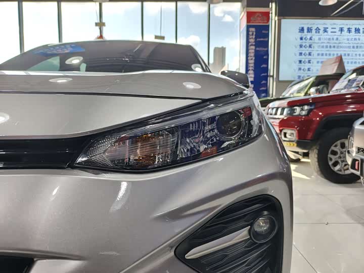 Фото 15 - Toyota Wildlander