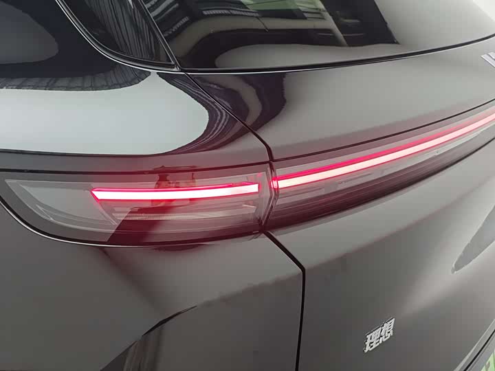 Фото 17 - LiXiang L6