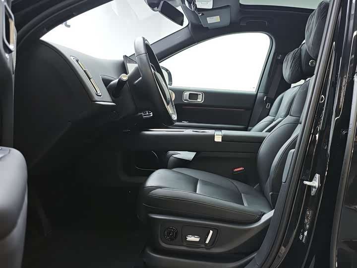 Фото 9 - LiXiang L6