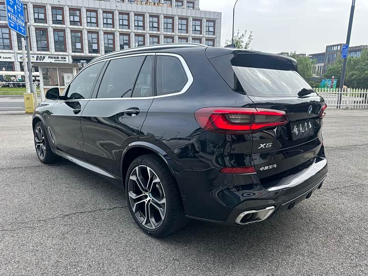 Фото 11 - BMW X5