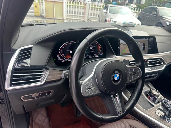 Фото 14 - BMW X5