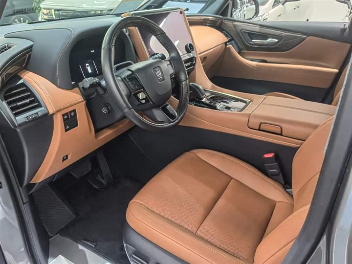 Фото 13 - Toyota Vellfire