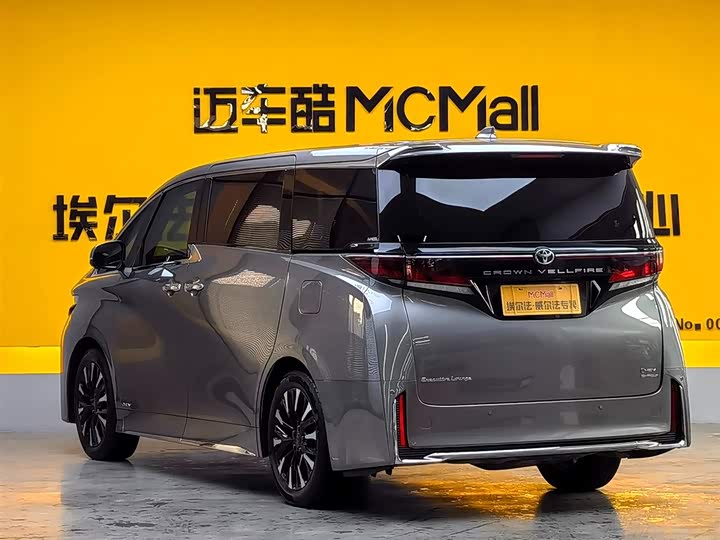 Фото 6 - Toyota Vellfire