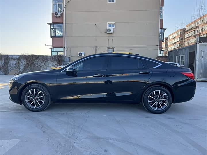 Фото 9 - Hongqi H5