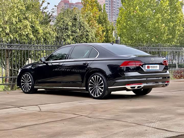 Фото 7 - Volkswagen Phideon