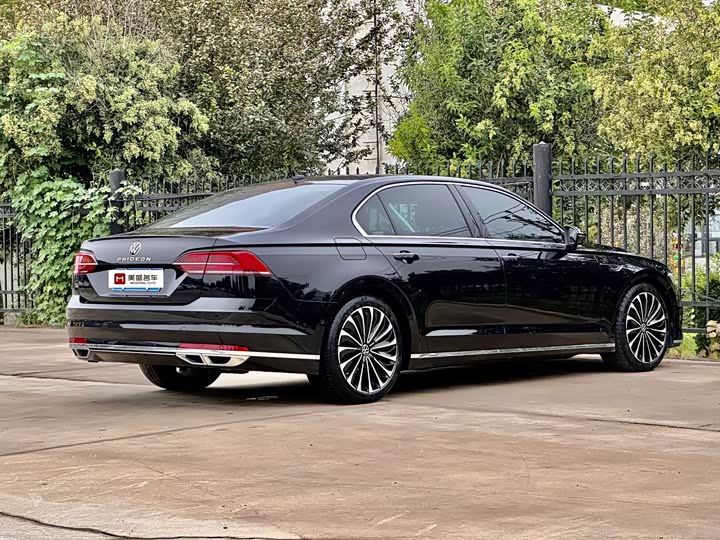Фото 9 - Volkswagen Phideon
