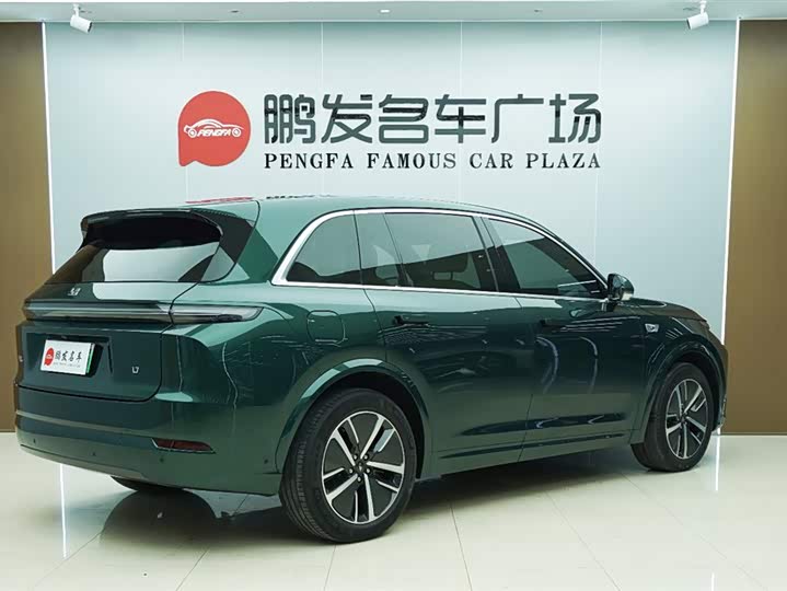 Фото 18 - LiXiang L7