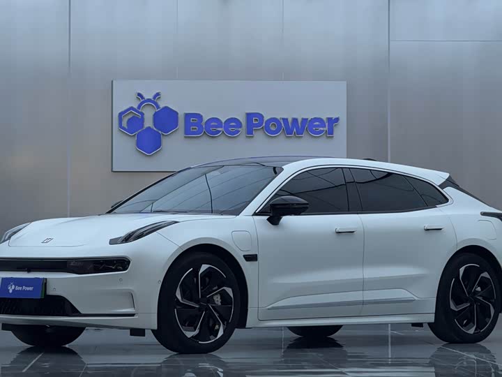 Фото 1 - Zeekr 001