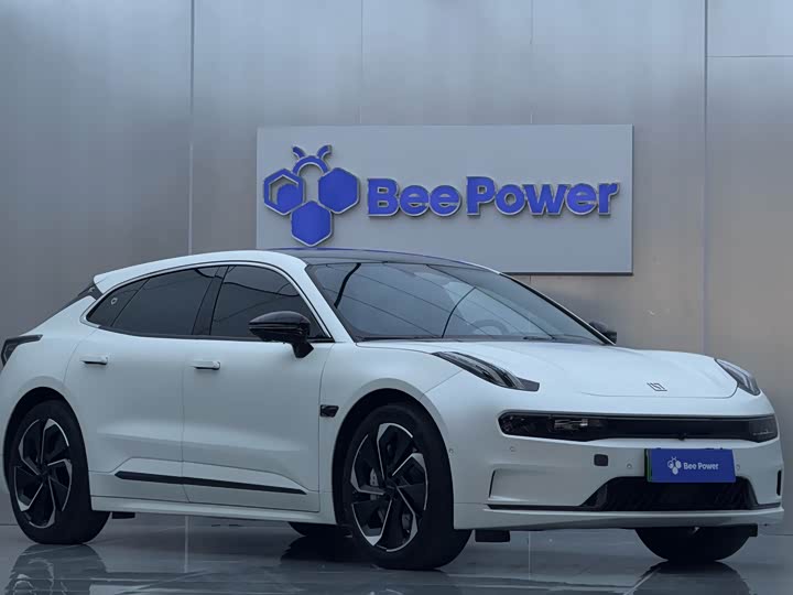 Фото 3 - Zeekr 001