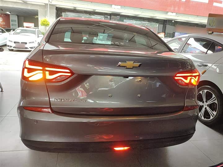 Фото 6 - Chevrolet Monza