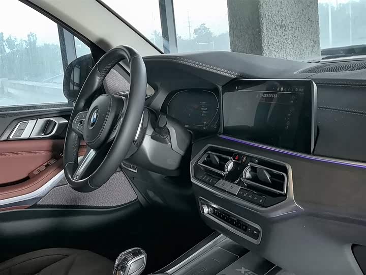 Фото 22 - BMW X5