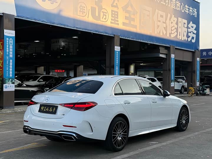 Фото 16 - Mercedes-Benz C-Class