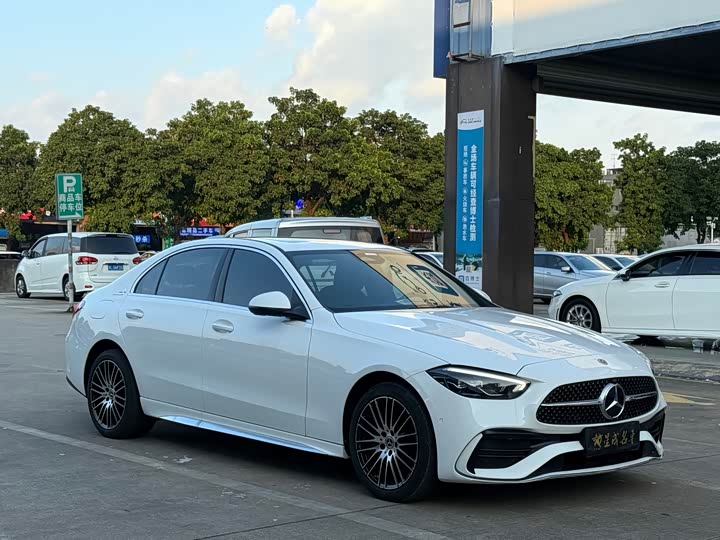 Фото 4 - Mercedes-Benz C-Class