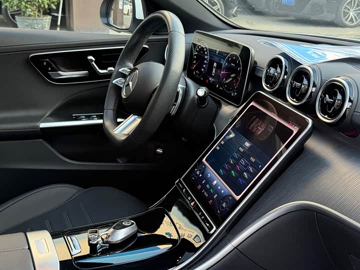 Фото 6 - Mercedes-Benz C-Class