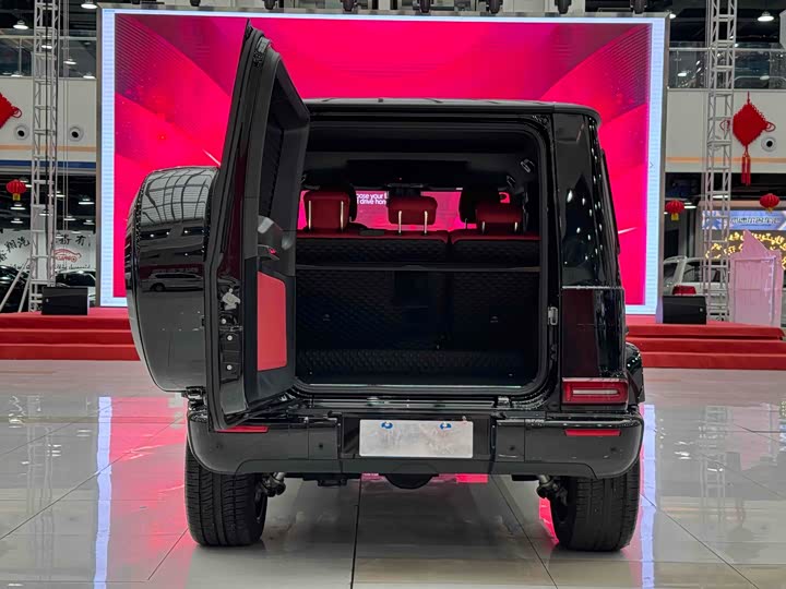 Фото 14 - Mercedes-Benz G-Class AMG