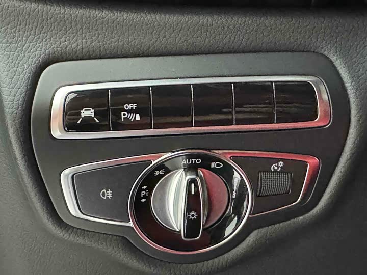 Фото 19 - Mercedes-Benz G-Class AMG