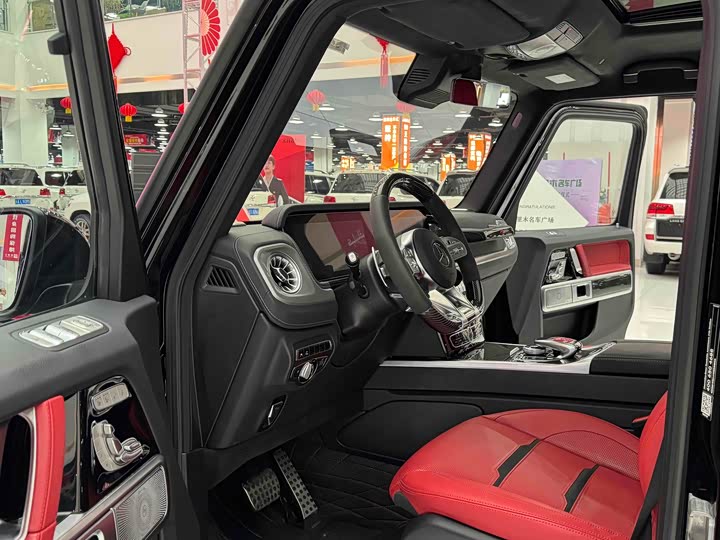 Фото 4 - Mercedes-Benz G-Class AMG