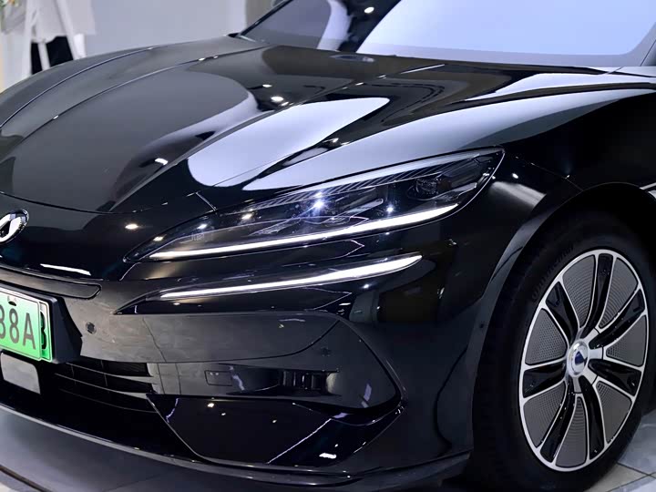 Фото 8 - Denza Z9GT