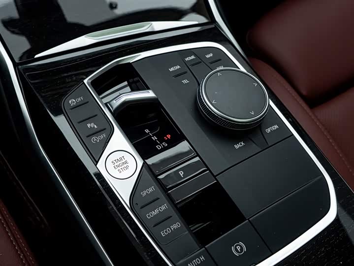 Фото 25 - BMW 3 Series