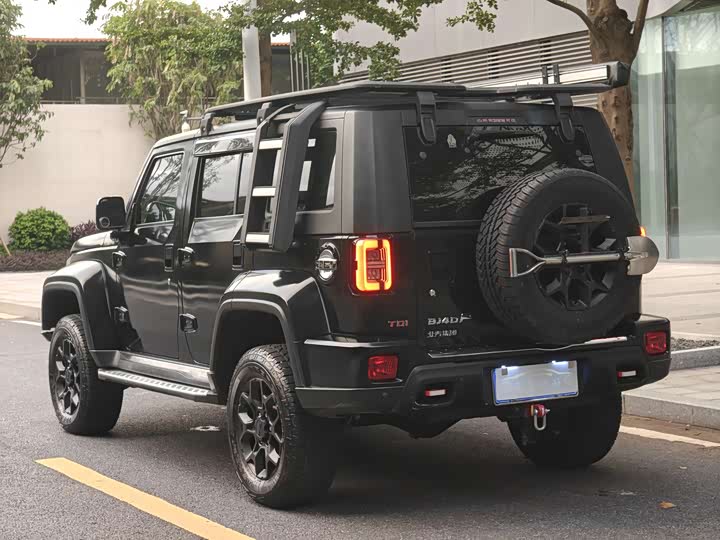 Фото 4 - BAIC Beijing BJ40