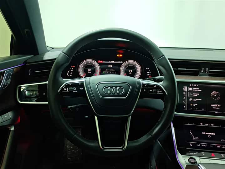 Фото 11 - Audi A6L