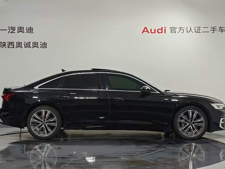 Фото 3 - Audi A6L