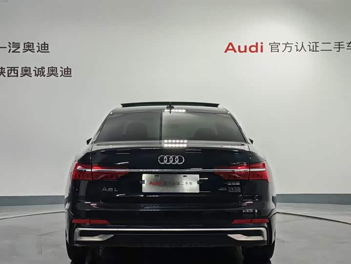 Фото 5 - Audi A6L