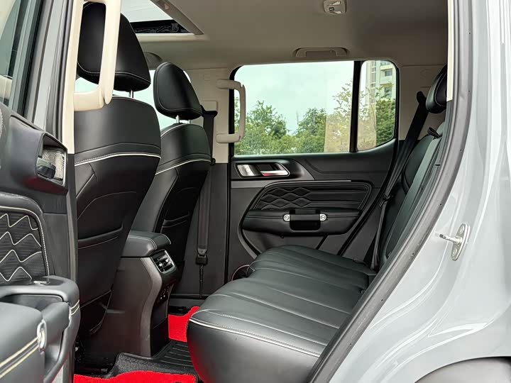 Фото 11 - Tank 300