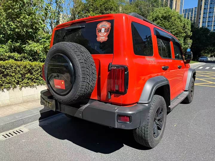 Фото 8 - Tank 300