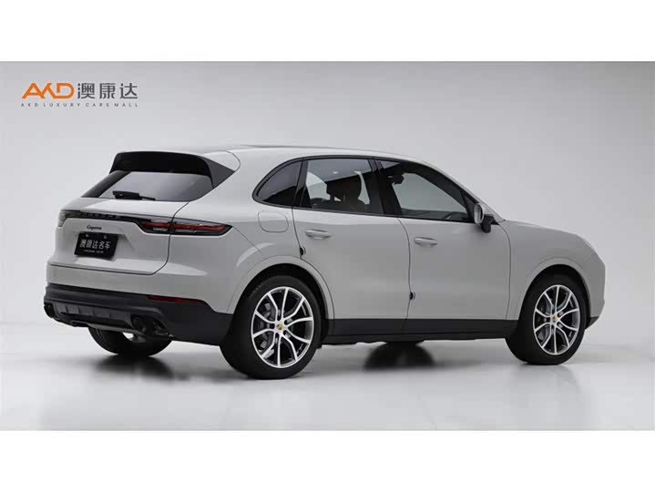 Фото 3 - Porsche Cayenne