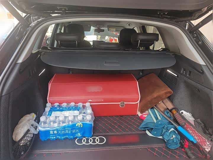 Фото 10 - Audi Q5L