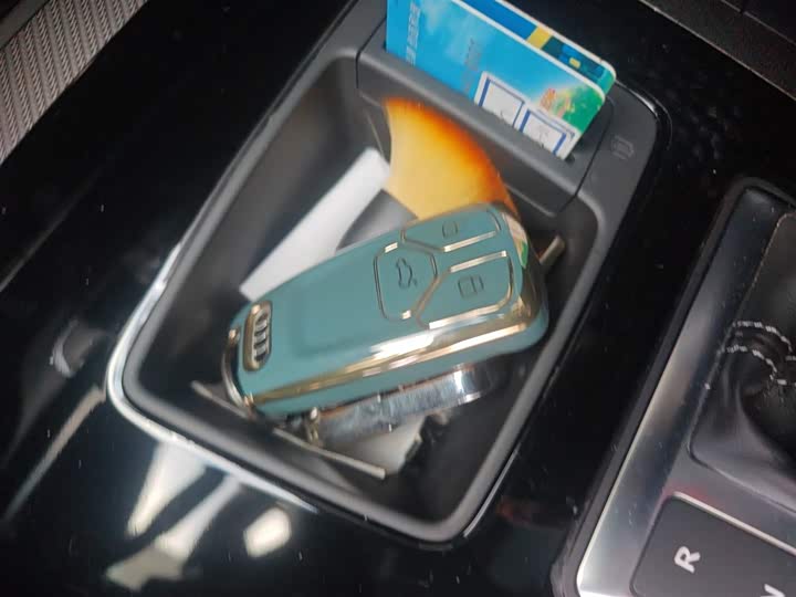 Фото 12 - Audi Q5L