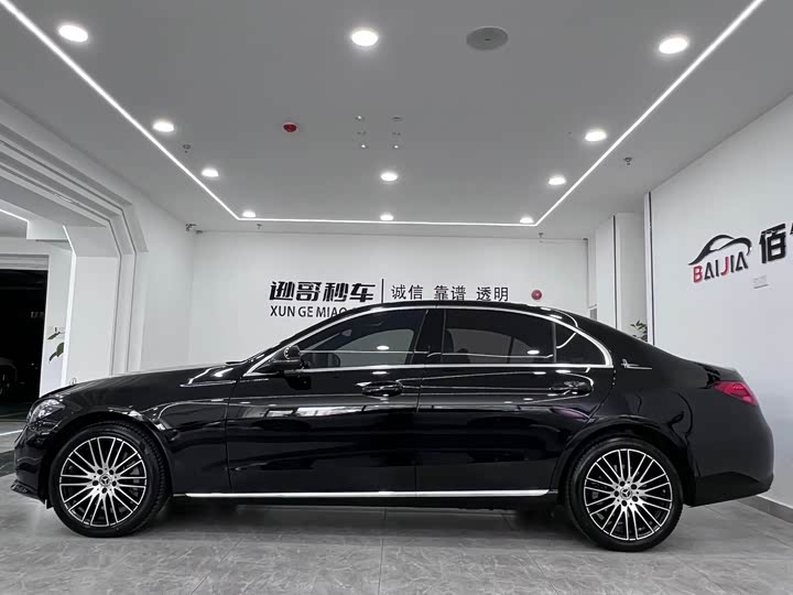 Фото 4 - Mercedes-Benz C-Class