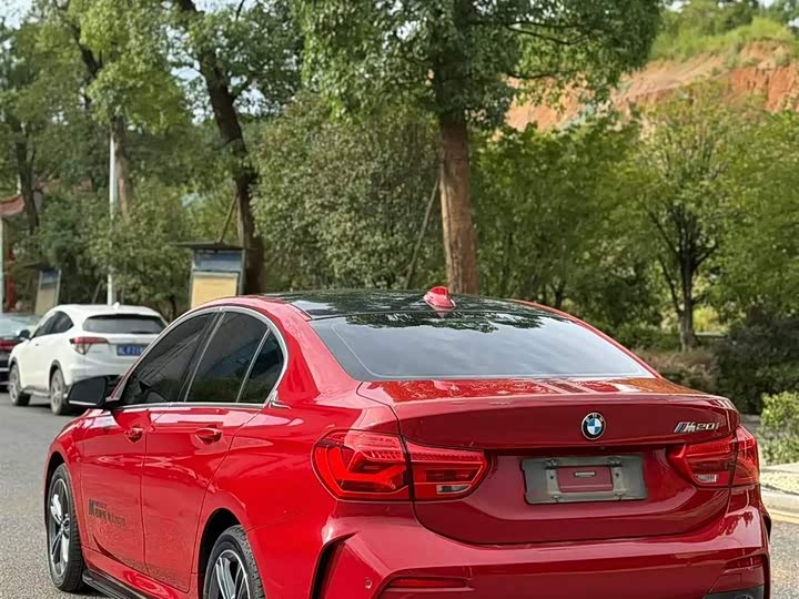 Фото 5 - BMW 1 Series