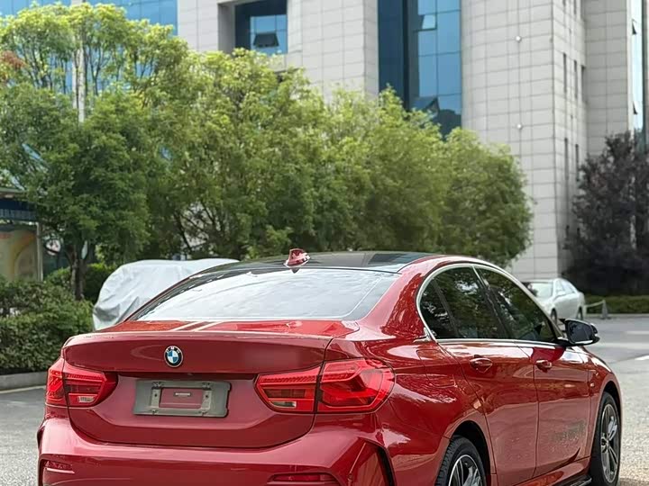 Фото 7 - BMW 1 Series